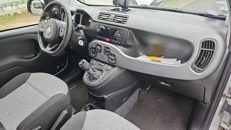Fiat Panda III 1.2 69 Lounge - Première main Entretien constructeur