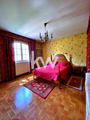 Maison - 170 m² - 8 pièces