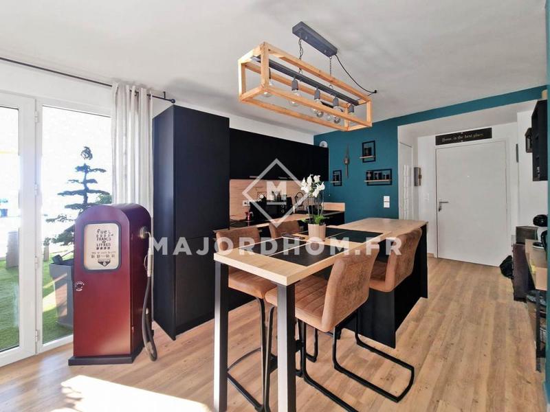 Appartement - 85 m² - 4 pièces