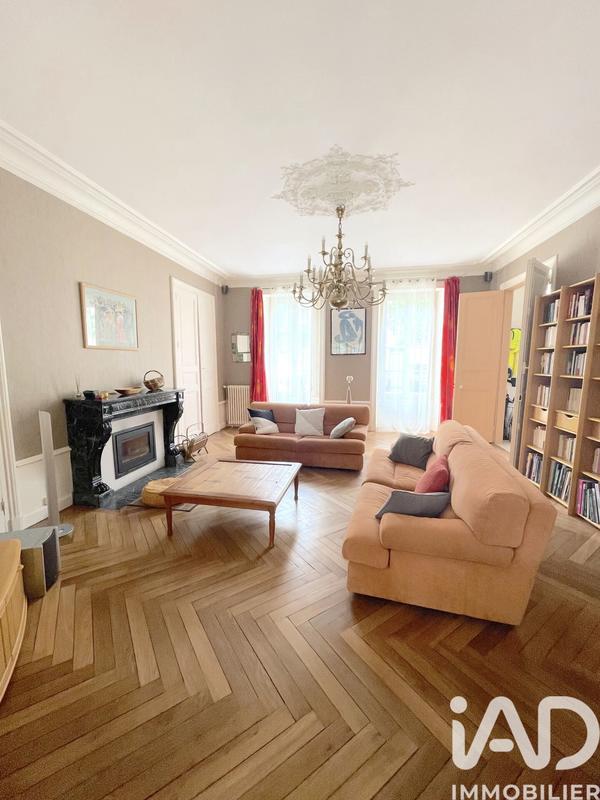 Maison de ville - 192 m² - 7 pièces