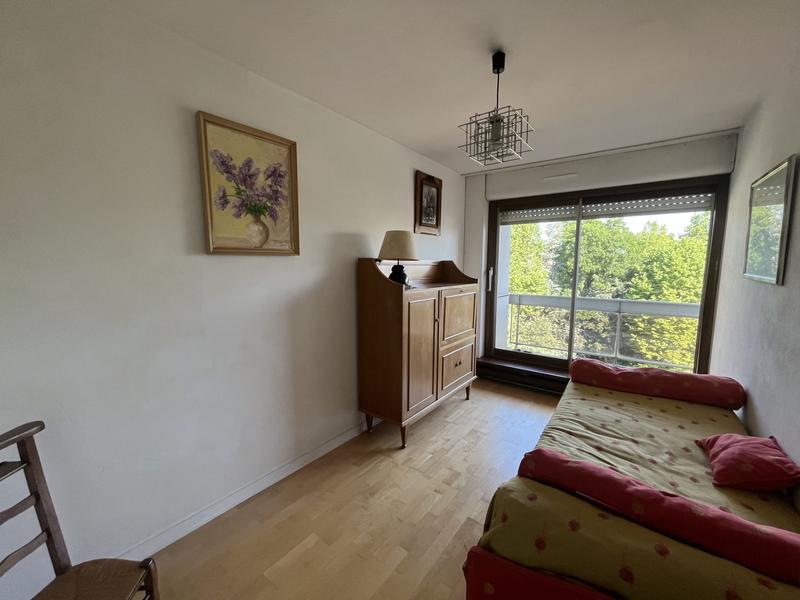 Appartement - 137 m² - 6 pièces