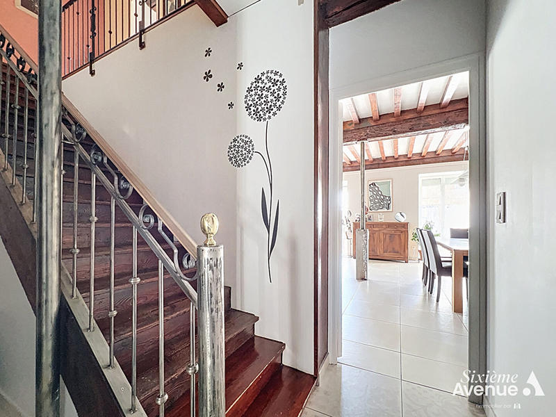 Appartement - 160 m² - 6 pièces