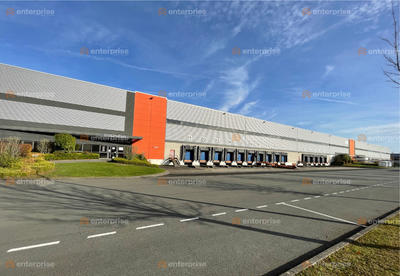 Entrepôt - 18 987 m²
