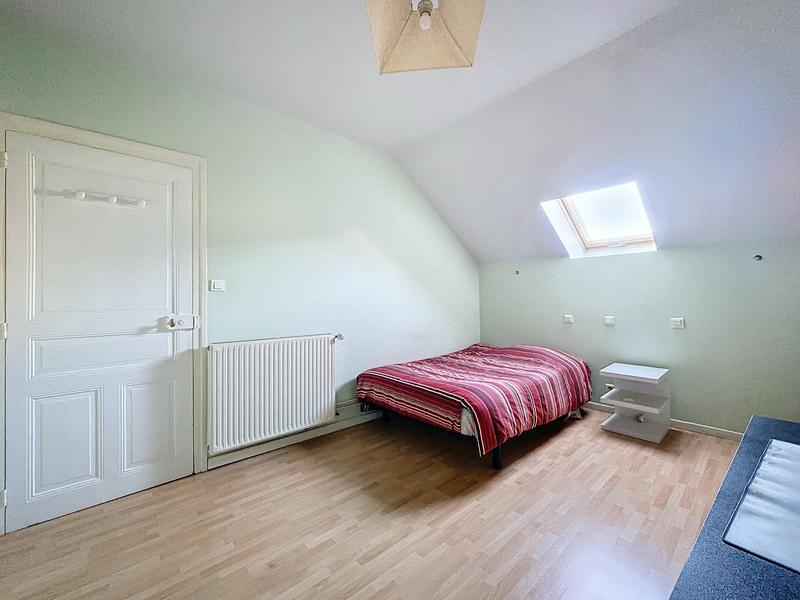 Maison - 93 m² - 5 pièces