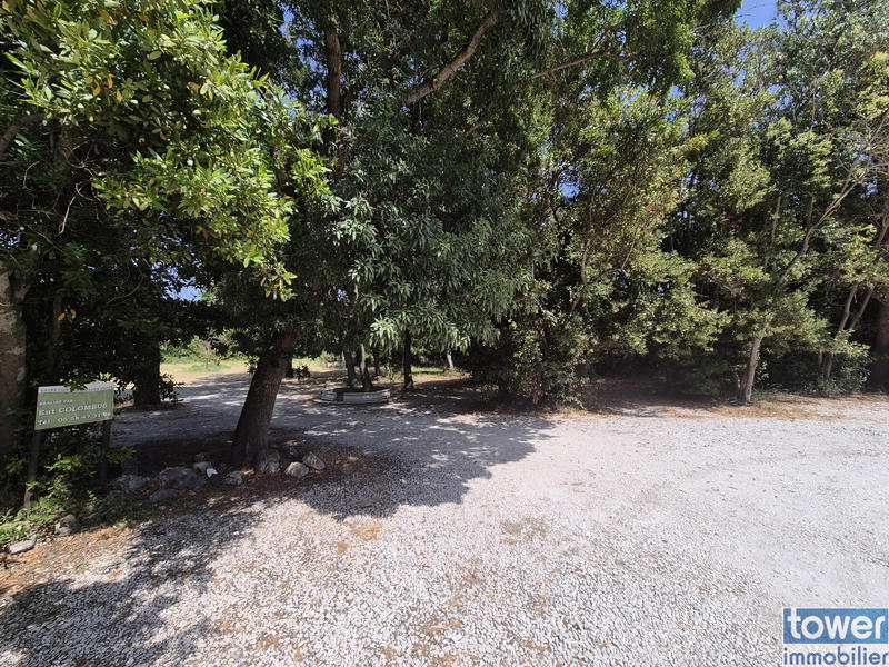 Fonds de commerce - Magasins - 700 m²