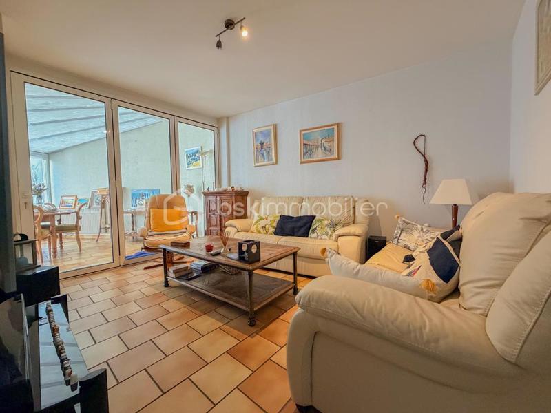 Maison de bourg - 177 m² - 11 pièces