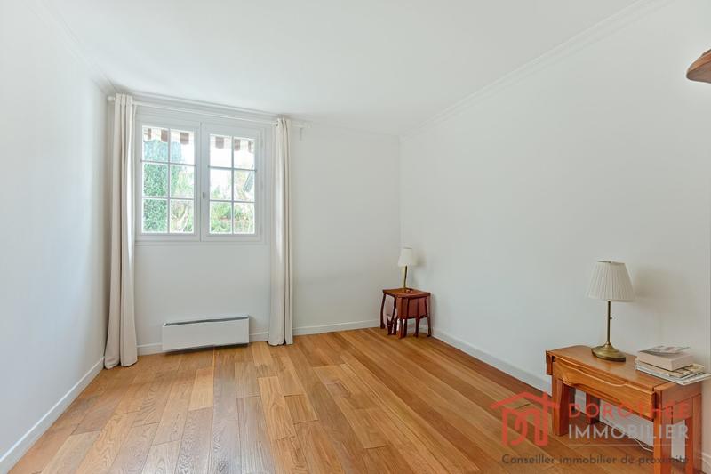 Maison - 176 m² - 7 pièces