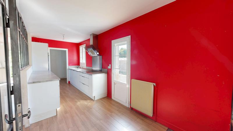 Maison - 201 m² - 6 pièces