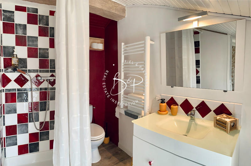 Maison - 140 m² - 7 pièces