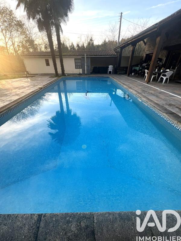 Maison - 184 m² - 4 pièces