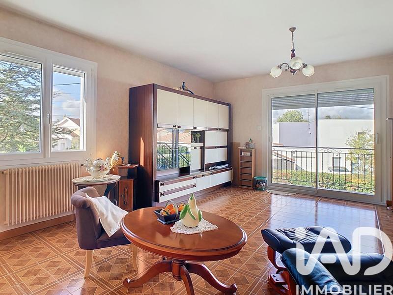 Maison - 98 m² - 5 pièces