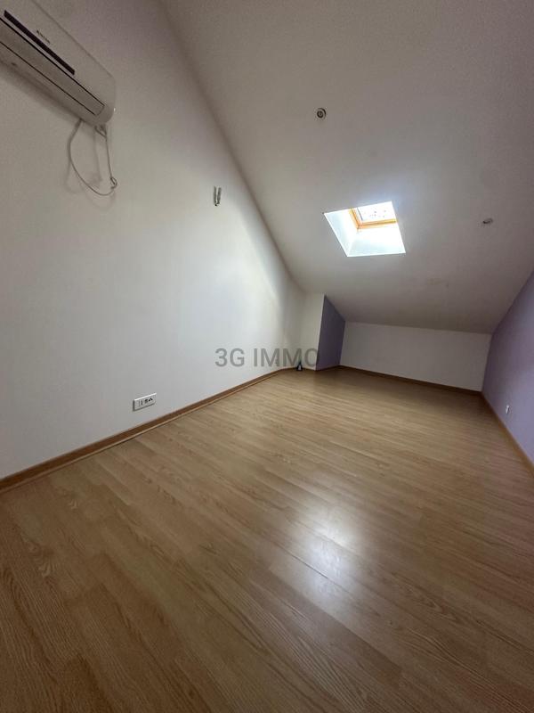 Maison - 190 m² - 7 pièces