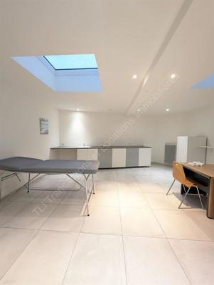 Local d'activité / Entrepôt - 96 m²