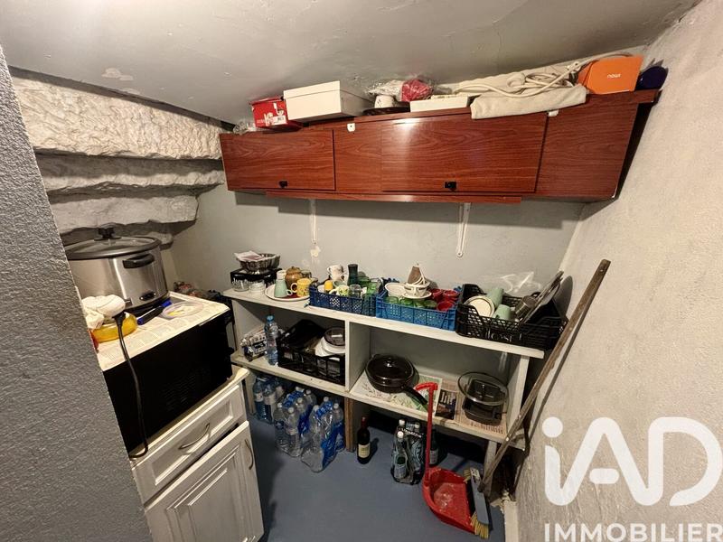 Maison - 208 m² - 8 pièces