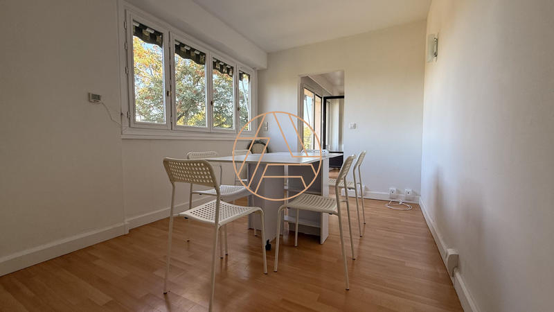 Appartement - 75 m² - 4 pièces