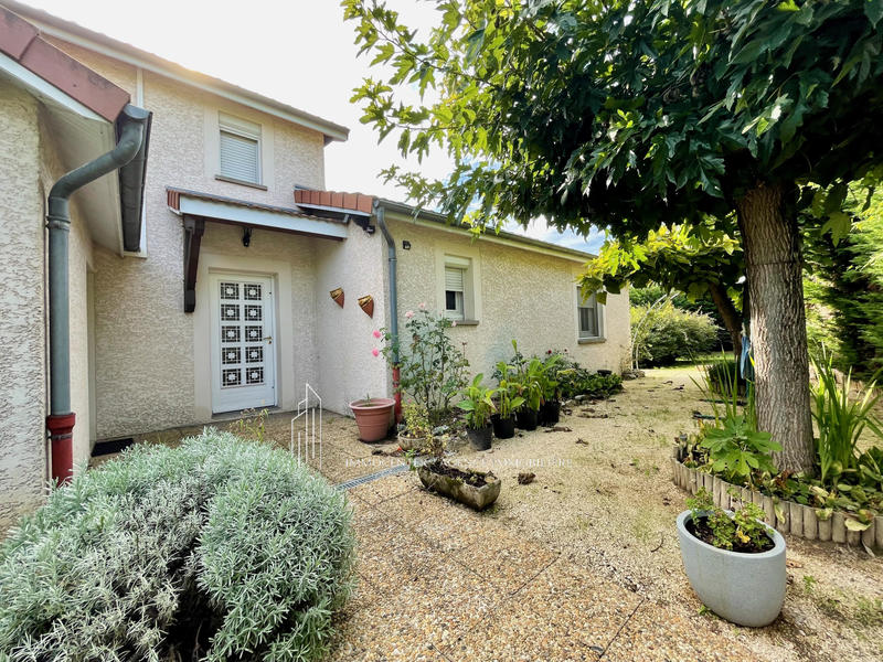 Villa - 136 m² - 5 pièces