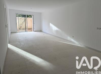 Appartement - 99 m² - 4 pièces