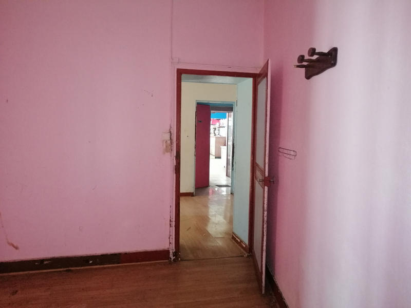 Immeuble - 127 m² - 6 pièces