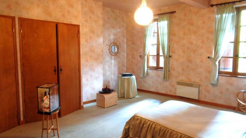 Propriété - 400 m² - 9 pièces