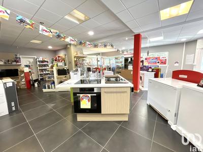 Local commercial - 254 m²