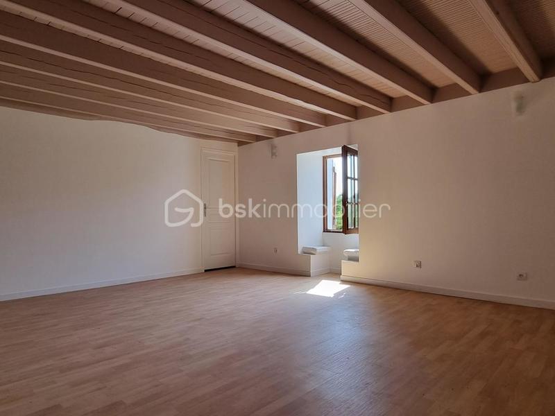 Maison en pierre - 110 m² - 4 pièces