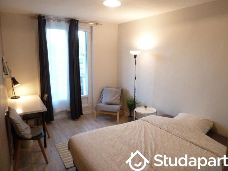 Chambre - 11 m² - 1 pièce