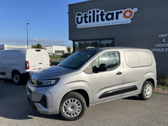 Opel combo cargo 19 991.00 Ht - m 650 Kg Bluehdi 130 Ch Eat8 Premium 3 Places Look Partner Berlingo Gris