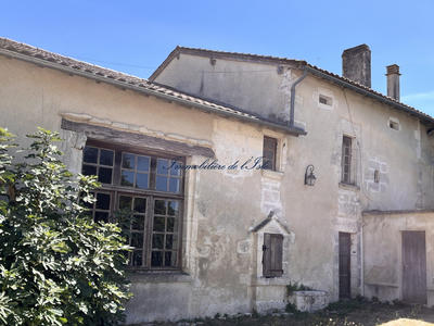 Maison - 282 m² - 7 pièces