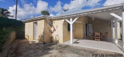 Villa - 90 m² - 4 pièces