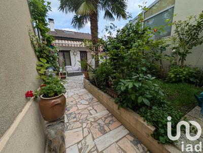 Maison - 62 m² - 7 pièces