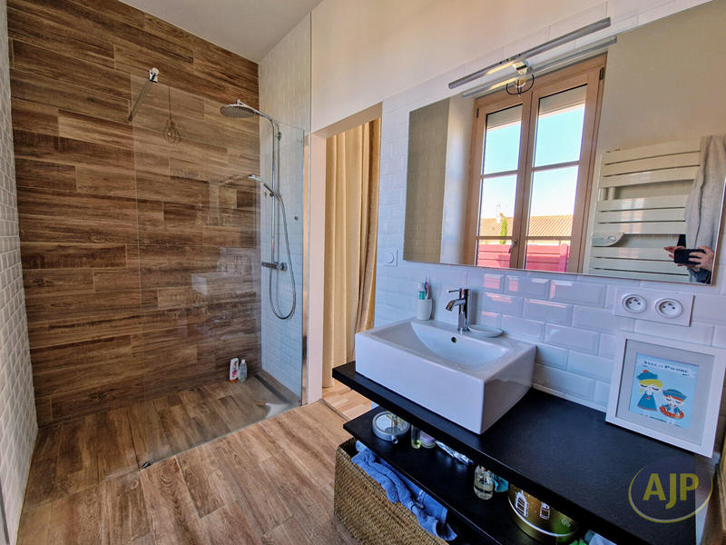 Maison - 153 m² - 6 pièces