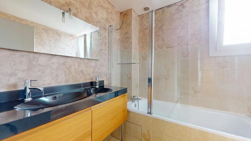 Pavillon - 90 m² - 4 pièces