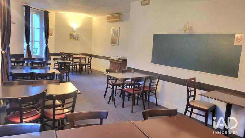 Local commercial - 216 m²