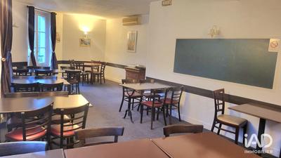 Local commercial - 216 m²