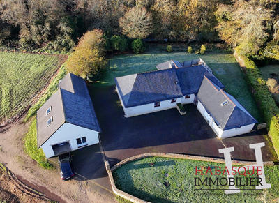 Maison - 132 m² - 9 pièces