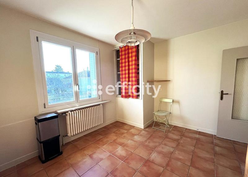 Maison - 159 m² - 7 pièces