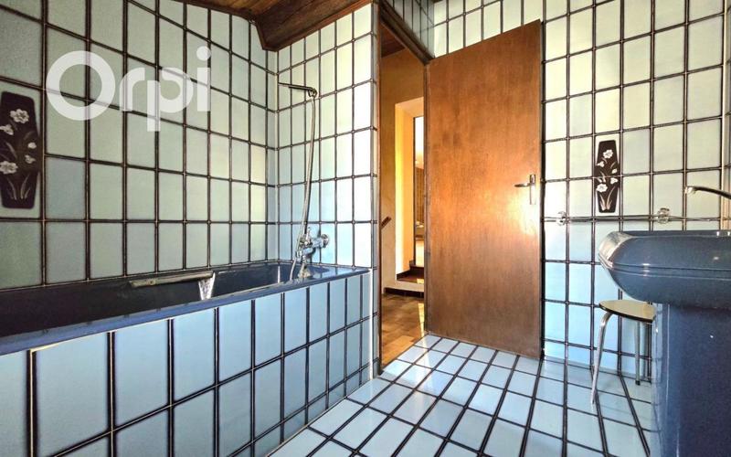 Maison - 170 m² - 7 pièces