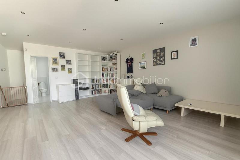 Corps de ferme - 140 m² - 6 pièces