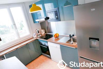 Chambre - 10 m² - 1 pièce