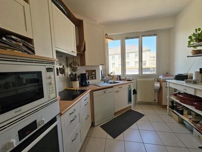 Appartement - 123 m² - 6 pièces