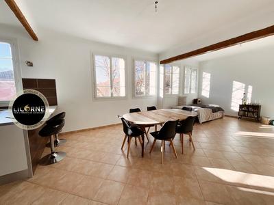 Appartement - 92 m² - 4 pièces