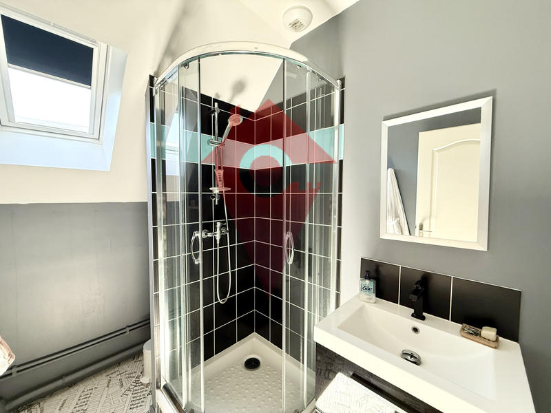 Maison - 150 m² - 7 pièces