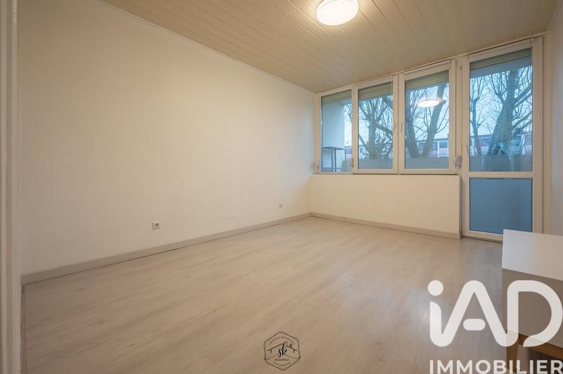 Appartement - 77 m² - 5 pièces
