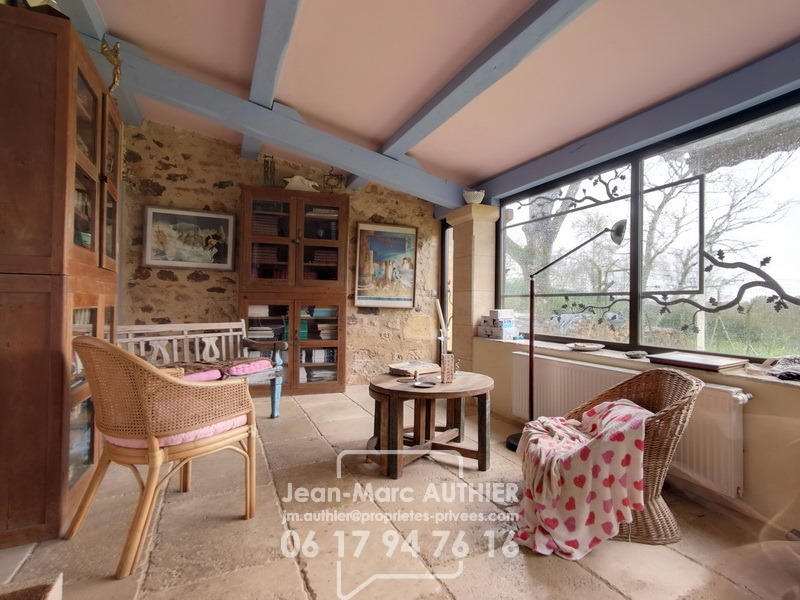 Maison - 293 m² - 9 pièces