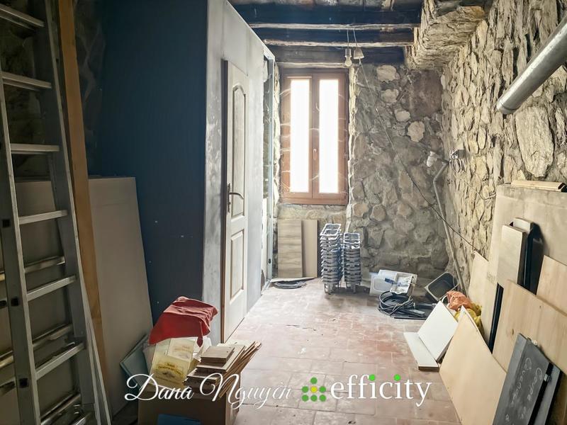 Immeuble - 72 m² - 5 pièces