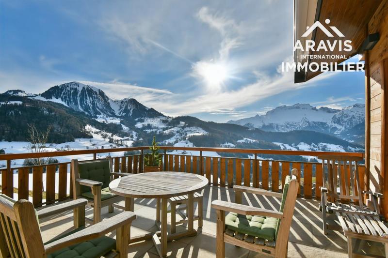 Propriété - 215 m² - 6 pièces