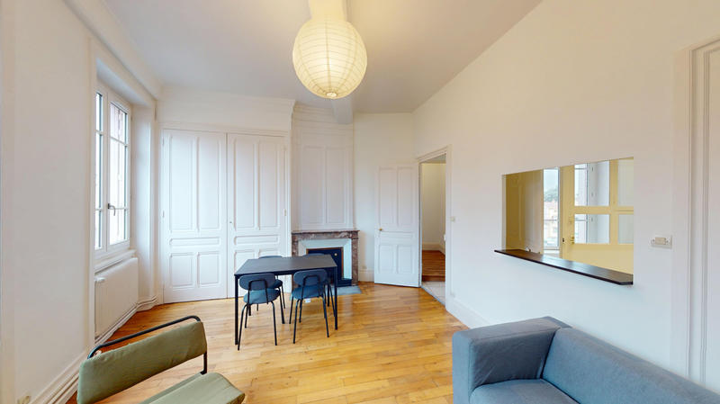 Appartement - 79 m² - 4 pièces