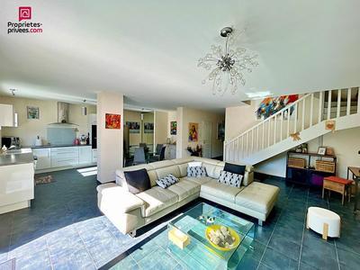 Maison - 115 m² - 5 pièces