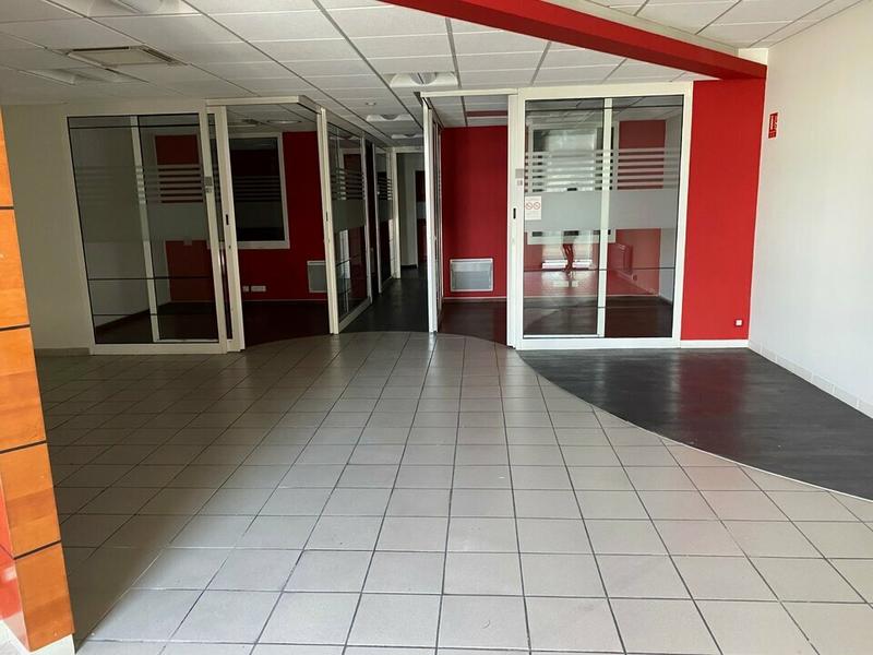Local commercial - 130 m²