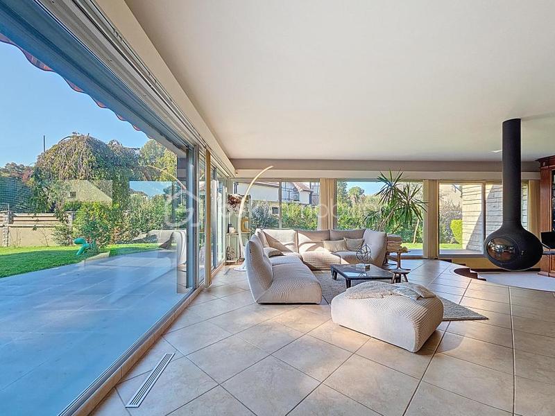 Maison d'architecte - 175 m² - 6 pièces